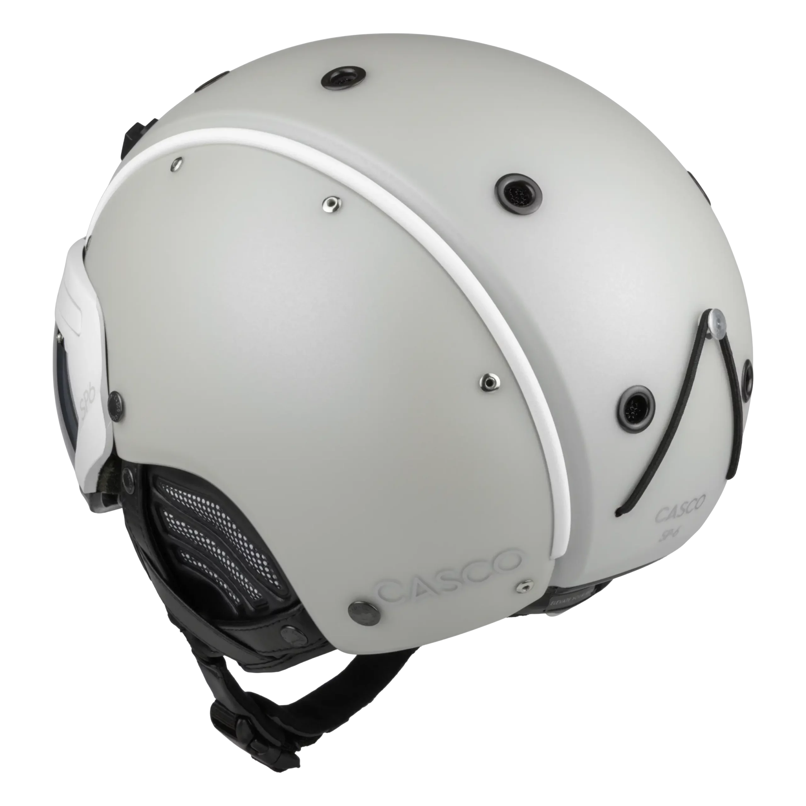 Silberweißer Casco SP-6 Prime Skihelm in Seitenansicht mit schwarzem Visierhalter, Belüftungsschlitzen und Kinnriemen.