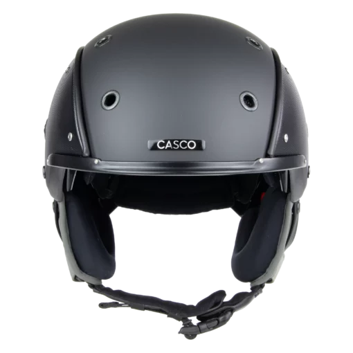 Schwarzer Casco SP-3 Skihelm in Frontansicht mit Ohrpads, Belüftungsöffnungen und gepolstertem Kinnriemen.