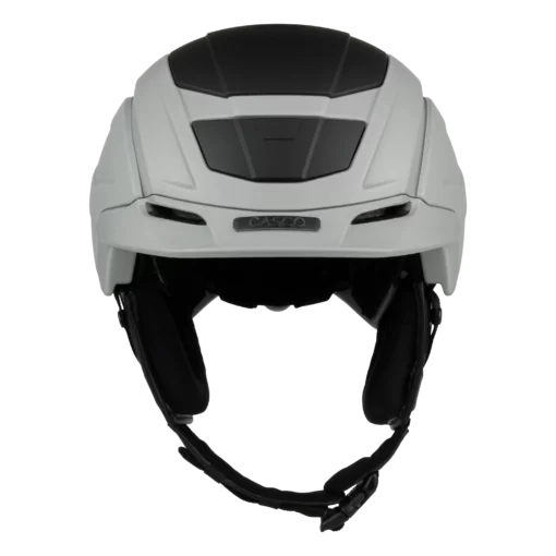 Frontansicht des Casco SP-5 Skihelms in Grau mit schwarzer Oberseite und gepolsterten Ohrpads.
